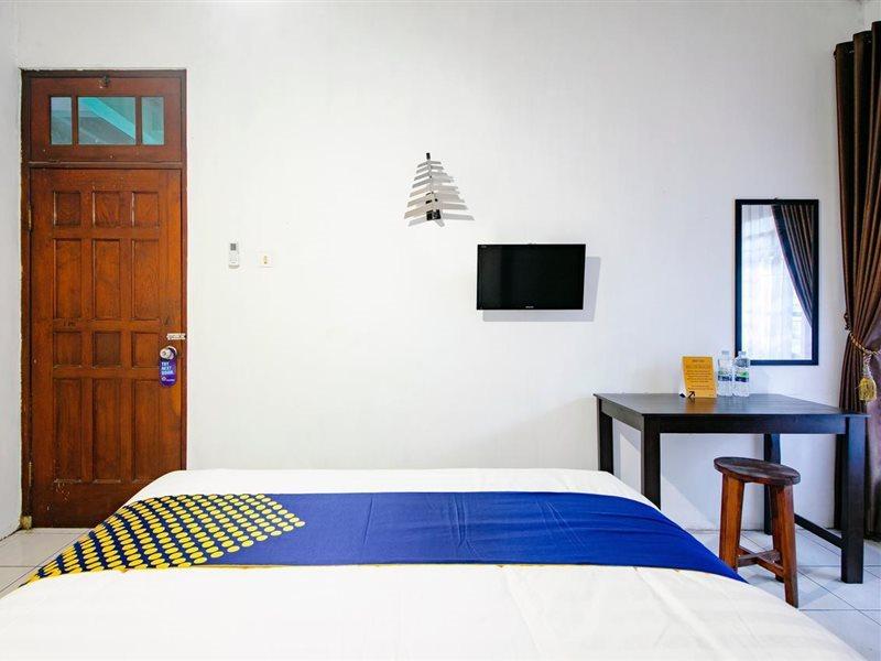 Spot On 2107 Ijo Pupus Syariah Residence Baturetno Dış mekan fotoğraf