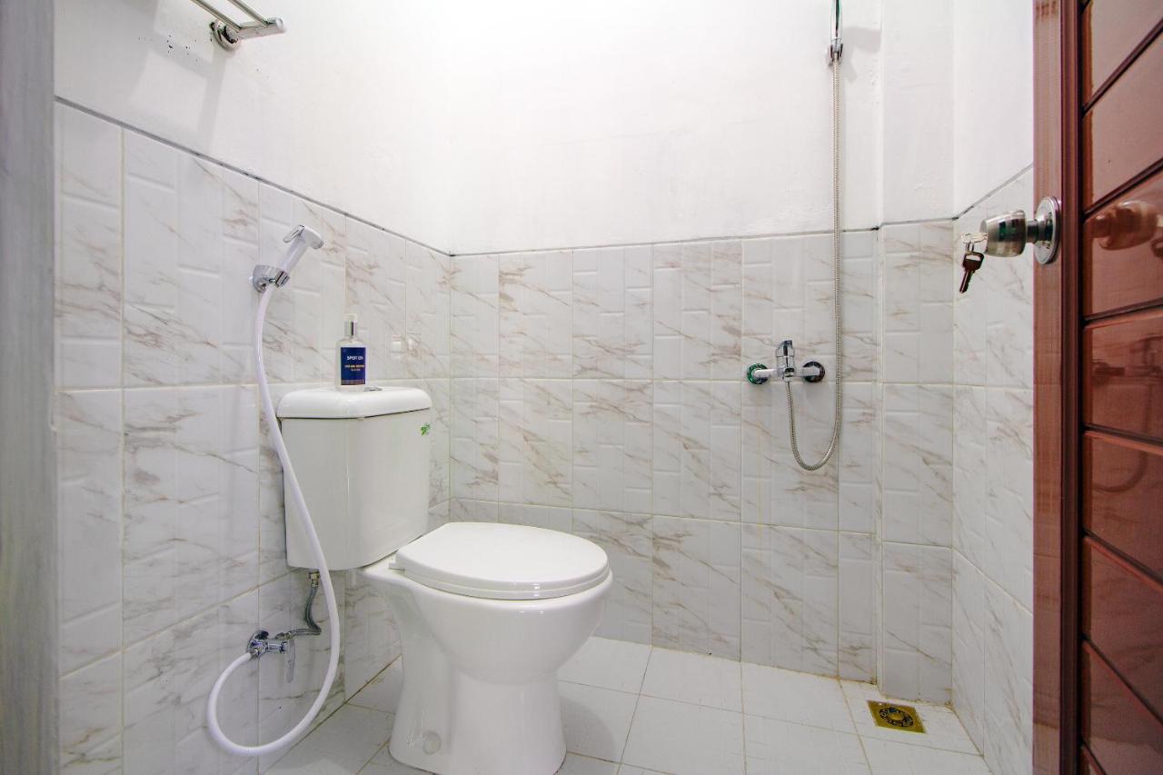 Spot On 2107 Ijo Pupus Syariah Residence Baturetno Dış mekan fotoğraf