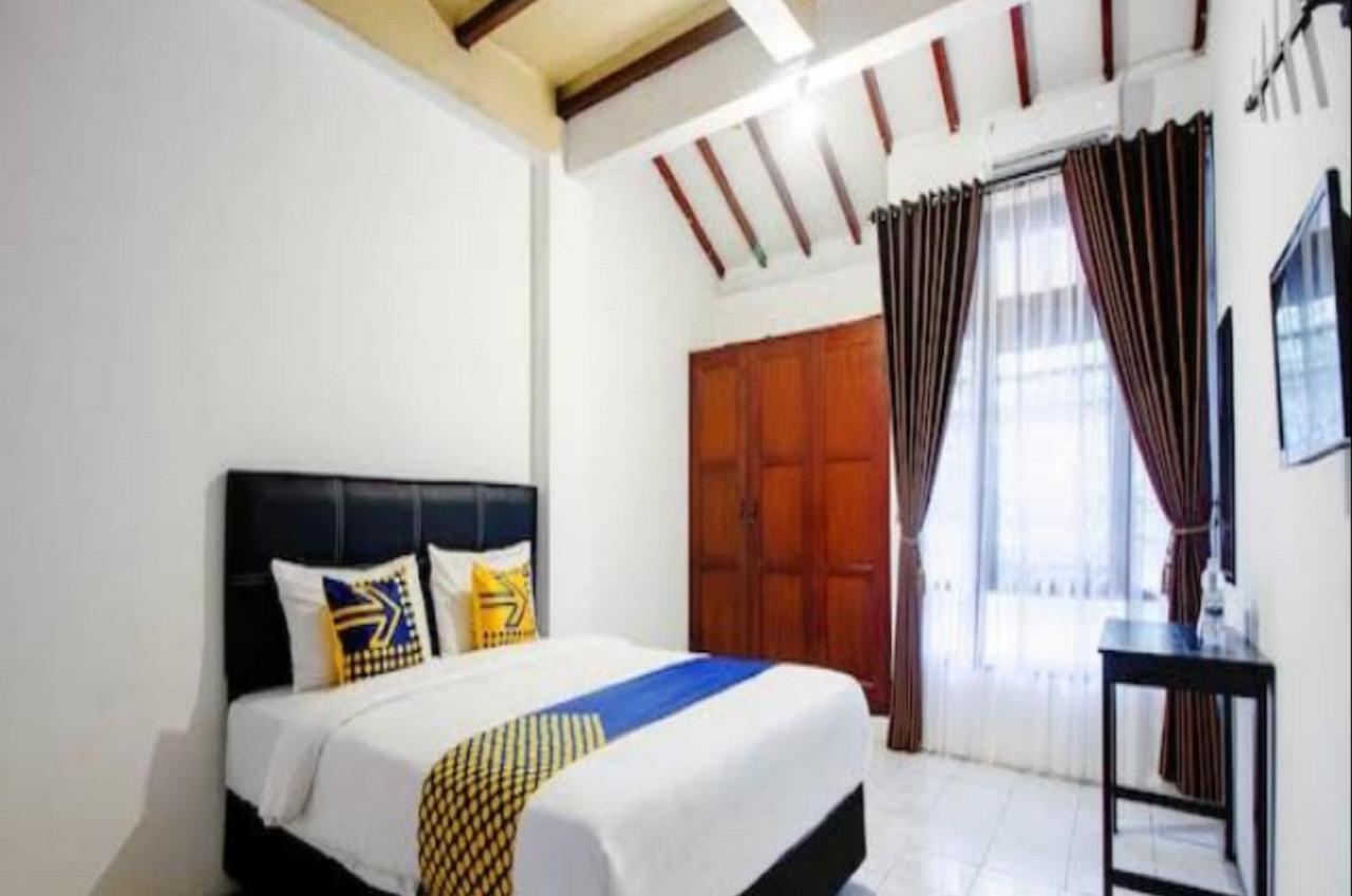 Spot On 2107 Ijo Pupus Syariah Residence Baturetno Dış mekan fotoğraf